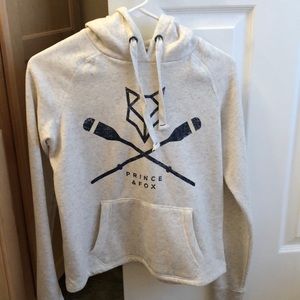Cropped hoodie